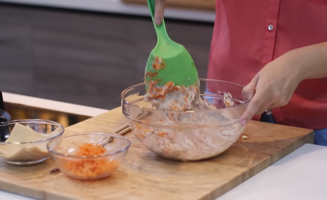 Bahan dimsum. (YouTube)